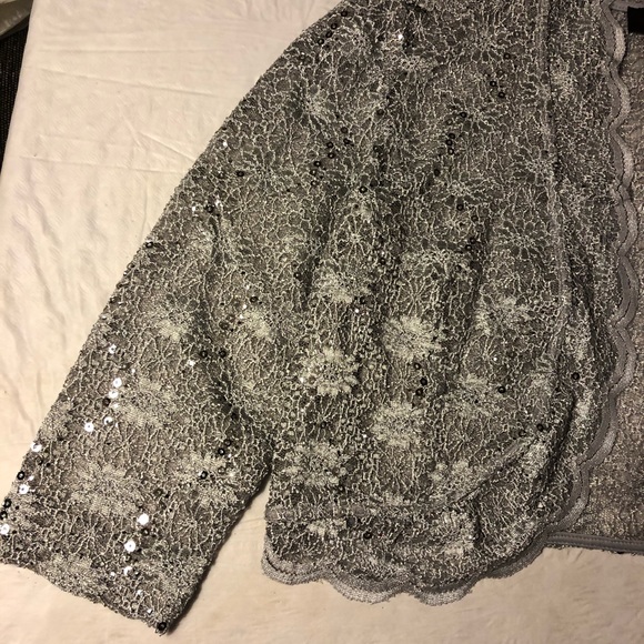 Lace Jacket - Picture 3 of 7